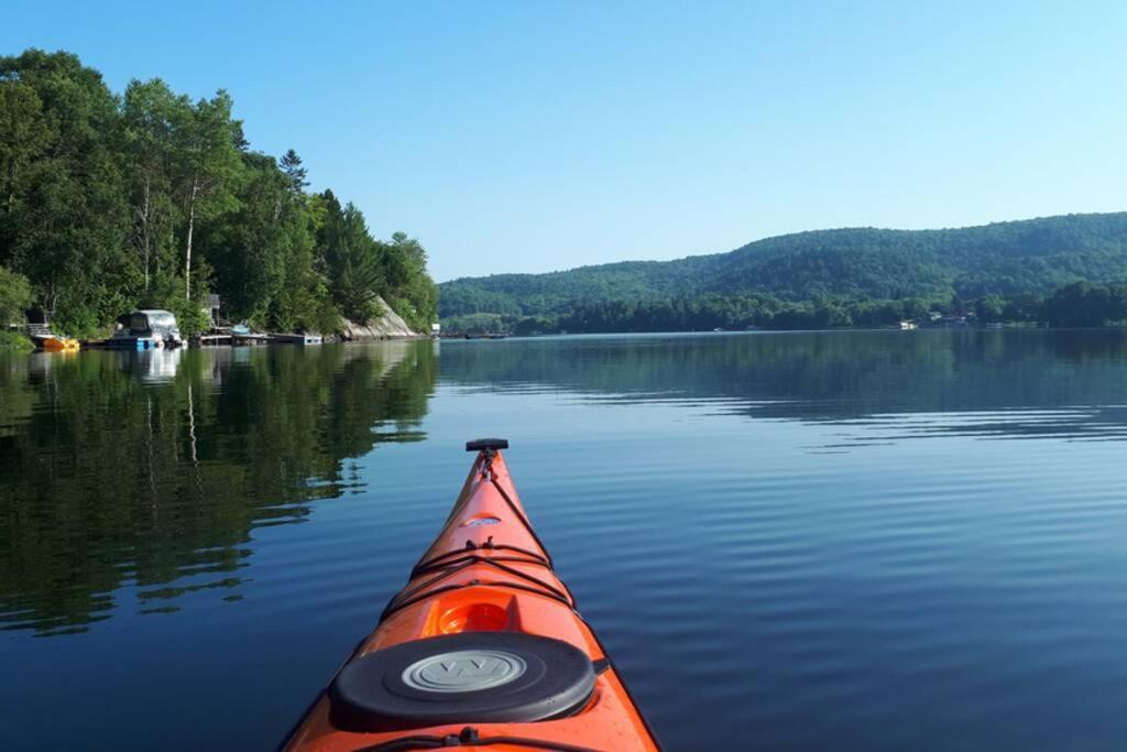 Le Nid Dore Sur Le Lac Val des Monts 外观 照片